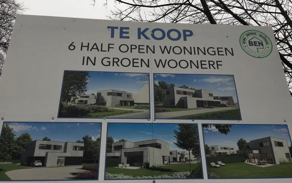 Het woonerf met 6 halfopen woningen in Malle (Antwerpen) is volledig verkocht!