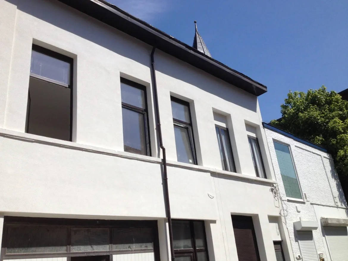2 appartementen en 4 studio’s in Borgerhout