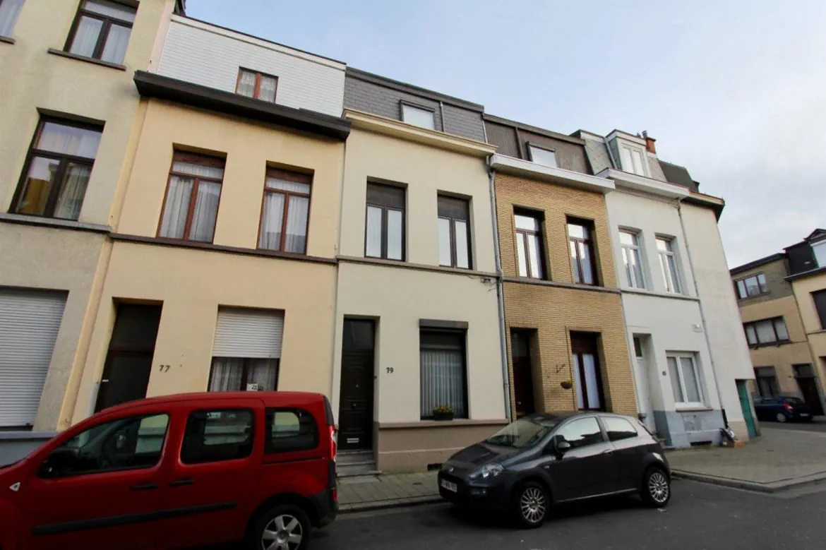 7-kamerwoning in de Somm├®straat in Antwerpen